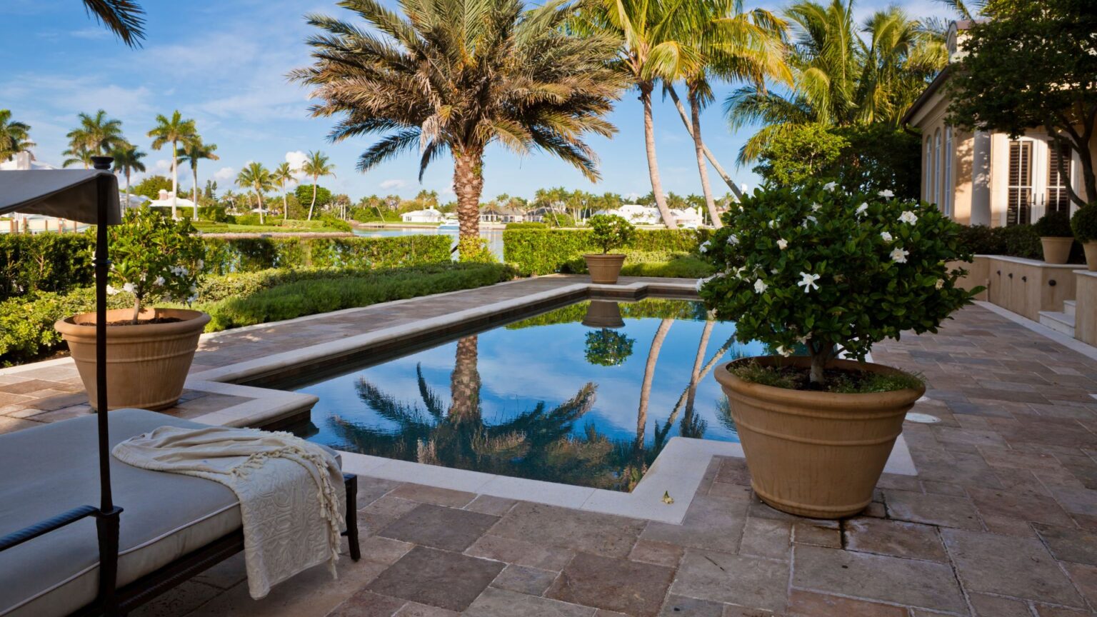 pool